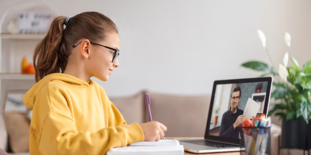 20 Remote Jobs for College Students in 2025: Your Guide to Earning While Learning