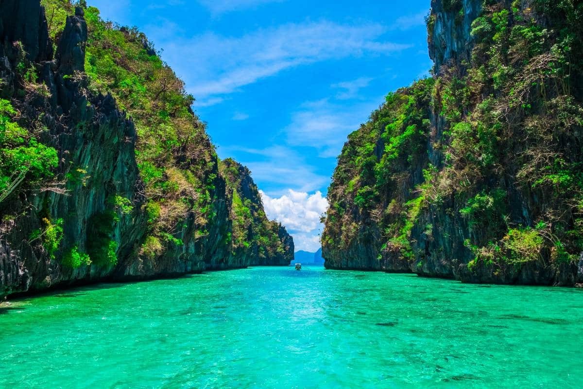 8 Awesome Islands in the Philippines: Your Ultimate Tropical Escape