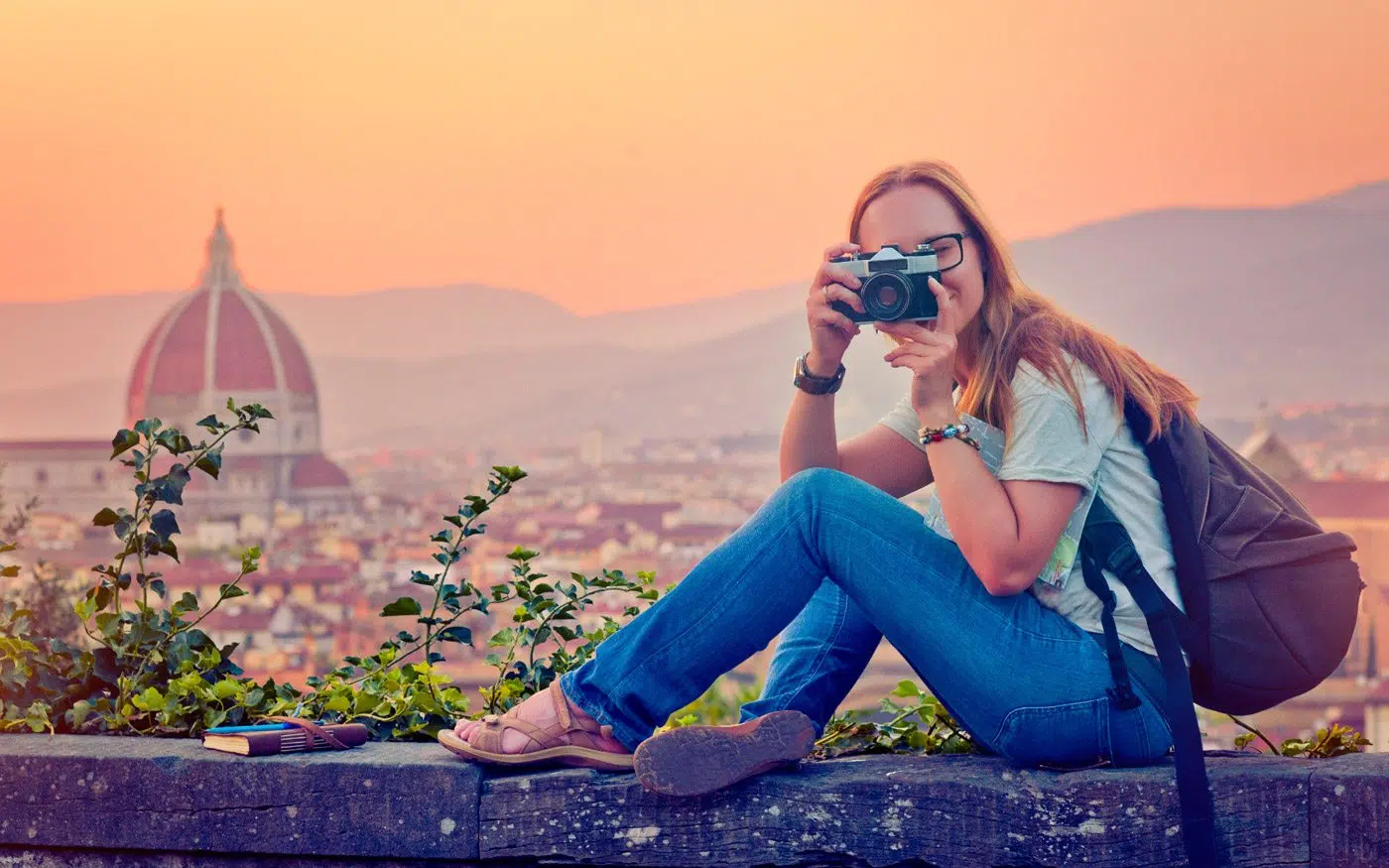50 Best Travel Jobs to Earn Money While Traveling